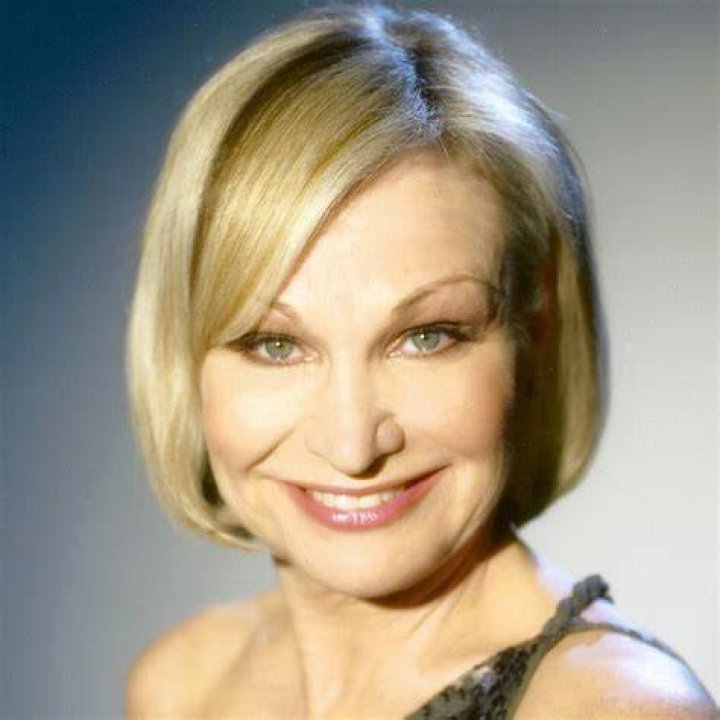 Samantha Sang Australian Entertainer