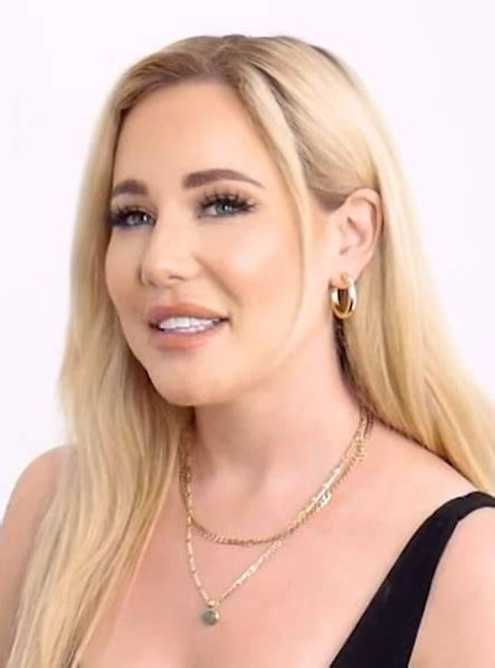 Savannah Bond (Other) العمر ، تاريخ الميلاد ، السيرة الذاتية