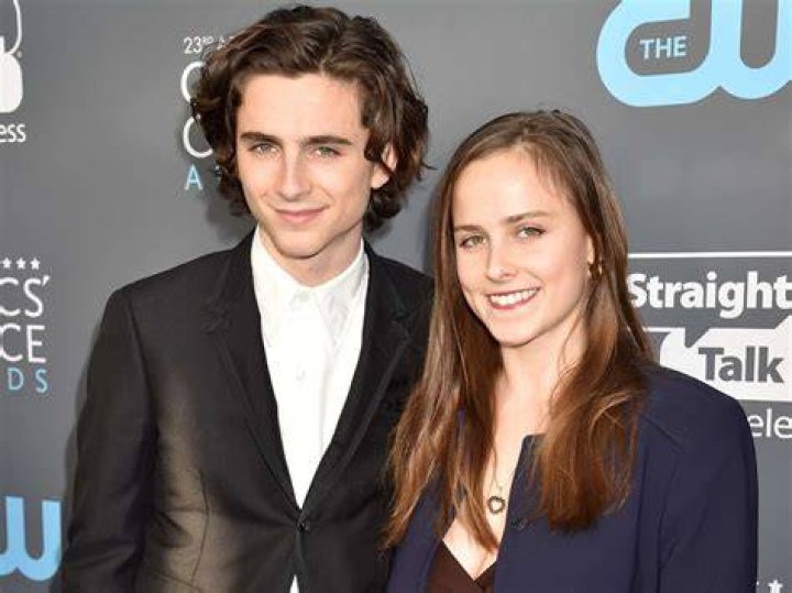 See Timoth&eacute;e and Pauline Chalamet's Sibling Pictures POPSUGAR