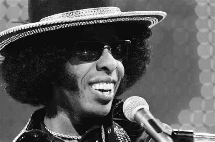 Sly and The Family Stone VS Doris Day Que Sera Sera YouTube