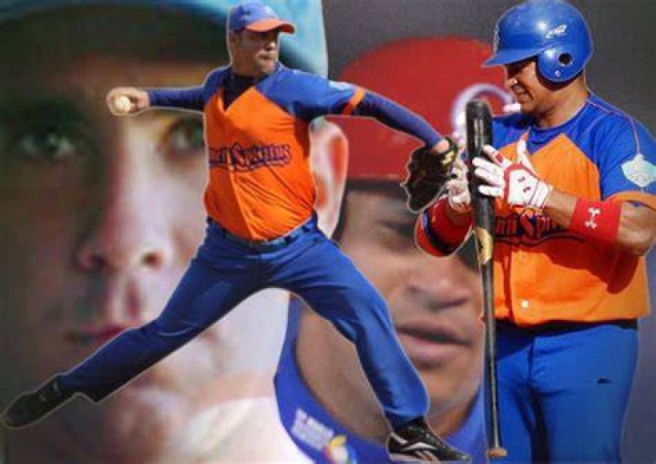 SPORTS Starts Cuba&rsquo;s 54th National Baseball serie. ** DEPORTES Comienza la serie 54th del