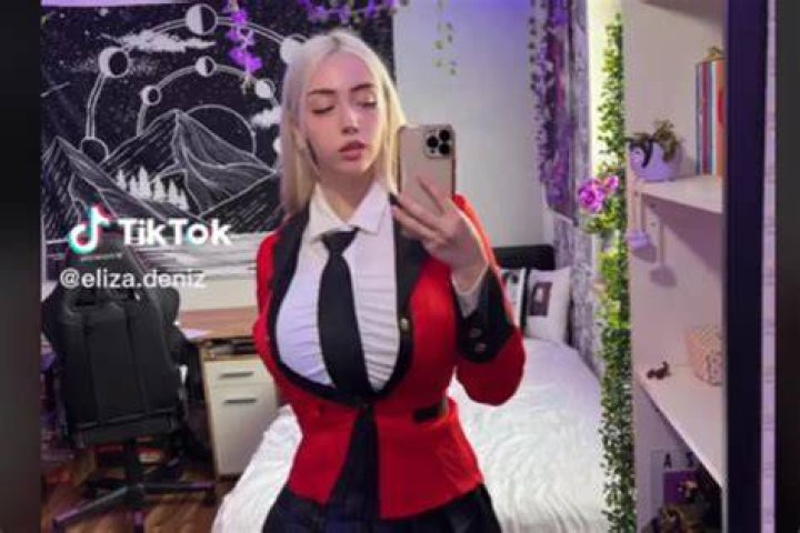 /starlet/ Eliza Deniz