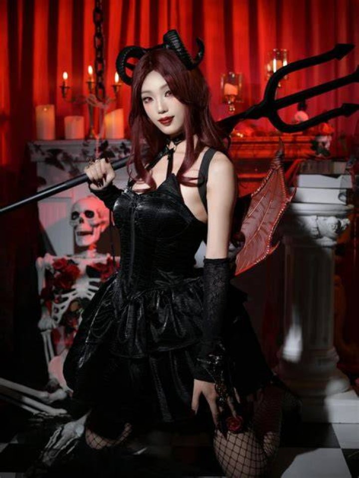 Succubus Cosplay By Pokket Nudes Cosplaybutts Nude Pics Org My XXX