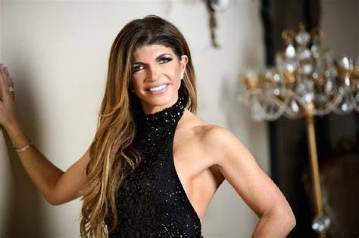 Teresa Giudice's new teeth are pearly white but they're not veneers
