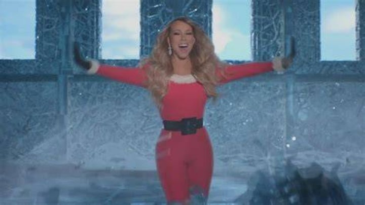 The Defrosting of Mariah Carey (All I Want For Christmas Is You) YouTube