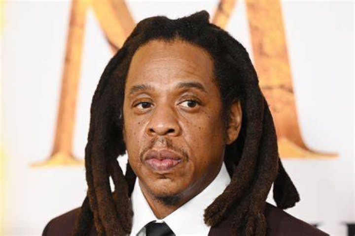 The reason why JayZ and Beyonc&eacute; broke up in 2005