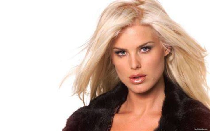 The Top 10 Hottest Playboy Playmates BNL