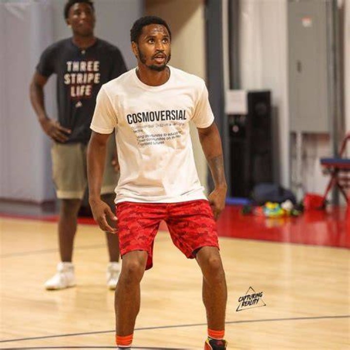[the Urban Celebrity Thread] Athletes, Singers/rappers, Actors Page