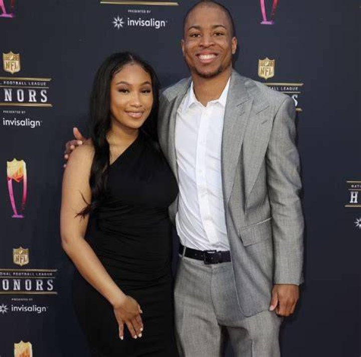Tyler Lockett Wife Is Tyler Lockett Married? TRAN HUNG DAO School