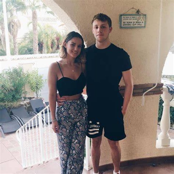W2s Girlfriend