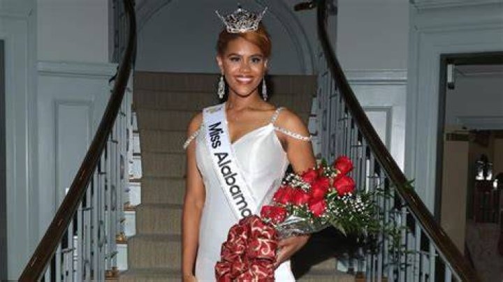 Who is Brianna Burrell? Miss Baldwin County crowned Miss Alabama 2023