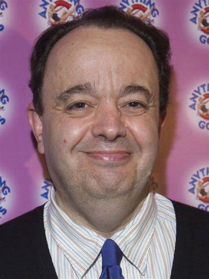 Who Is Hugh Sachs Dating? Queen Charlotte A Bridgerton Story Who Is