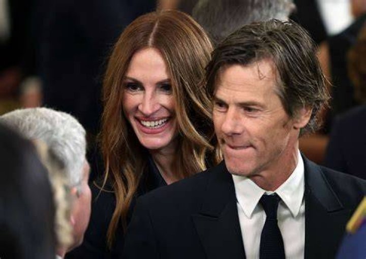 Who Is Julia Roberts Dating? Here&rsquo;s A Guide To Her Ex Boyfriends And
