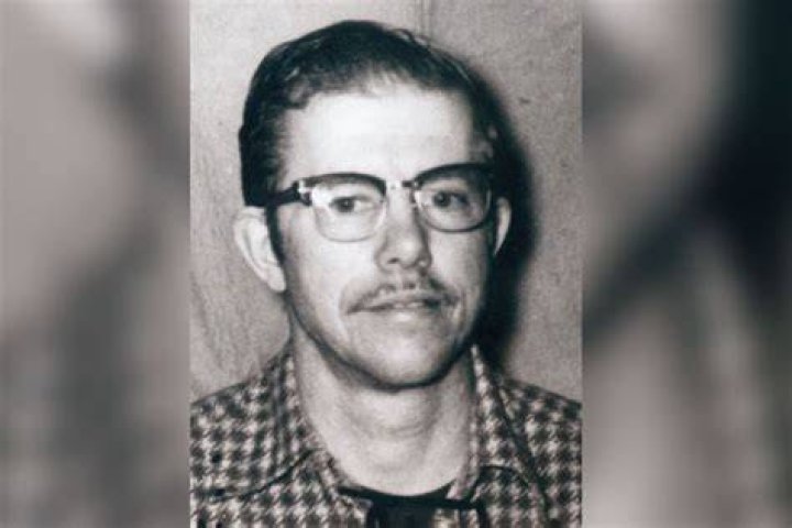 Who Was Serial Killer Robert Hansen's Wife, Darla?